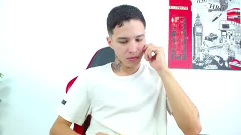 cumandres online show from February 9, 2:44 pm