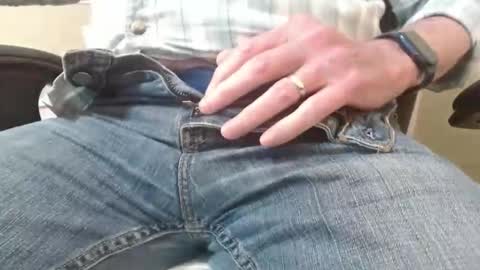 cumazur online show from March 6, 8:28 pm