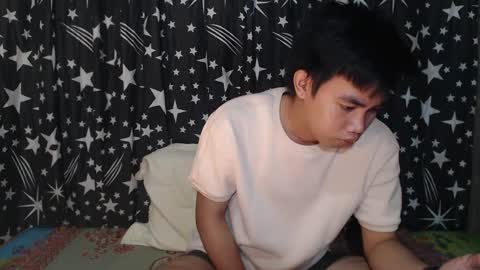 Snapshot of cumloader_ian4u chatting on February 22, 10:51 am IAN online show from February 22, 10:51 am