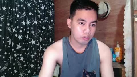 Snapshot of cumloader_ian4u chatting on March 2, 1:37 am IAN online show from March 2, 1:37 am