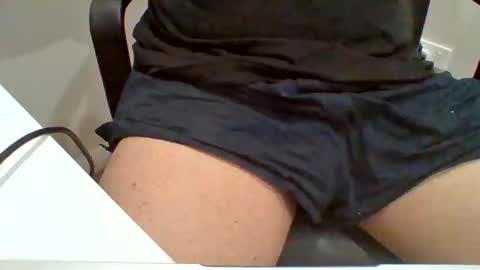 Carl online show from November 29, 1:24 pm