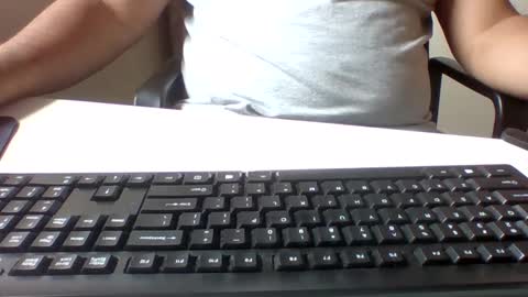 Snapshot of curious_aussie11 chatting on January 10, 12:27 am Carl online show from January 10, 12:27 am