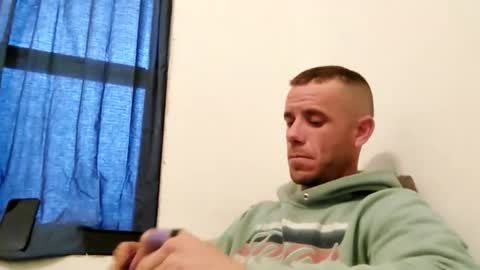 Snapshot of curiousguyhere6 chatting on February 22, 11:43 pm curiousguyhere6 online show from February 22, 11:43 pm