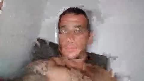 Snapshot of curiousguyhere6 chatting on October 20, 2:37 am curiousguyhere6 online show from October 20, 2:37 am