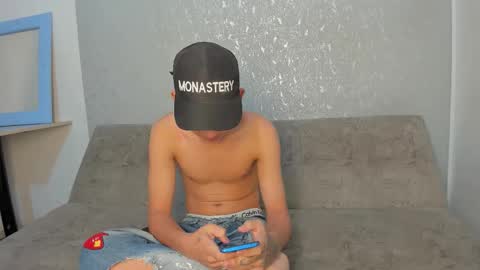 ARTURO-18  MATIAS-18  NIKOLAY-19  HADES-18  GABO-19 online show from February 13, 8:03 pm