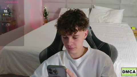 Thomas -  online show from December 21, 8:00 pm