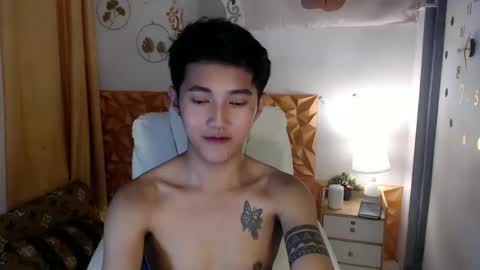 Snapshot of cuteasiancock98 chatting on February 22, 5:23 am Steph online show from February 22, 5:23 am