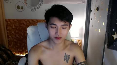 Snapshot of cuteasiancock98 chatting on February 23, 5:17 am Steph online show from February 23, 5:17 am