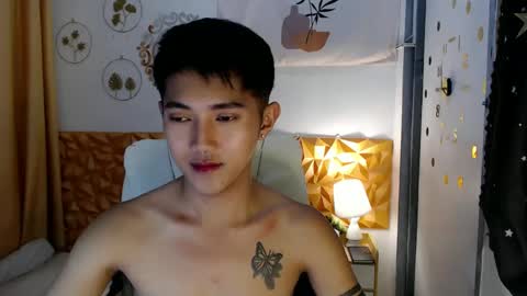 Snapshot of cuteasiancock98 chatting on March 12, 7:59 pm Steph online show from March 12, 7:59 pm