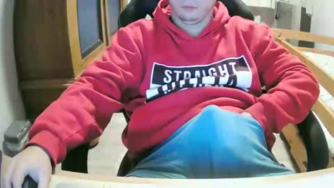 Snapshot of cuteboy090 chatting on September 25, 1:43 pm Cuteboy090 online show from September 25, 1:43 pm