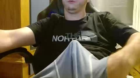 Cuteboy090 online show from June 3, 6:13 pm