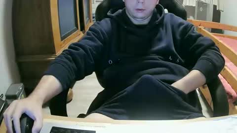 Snapshot of cuteboy090 chatting on October 4, 12:16 am Cuteboy090 online show from October 4, 12:16 am