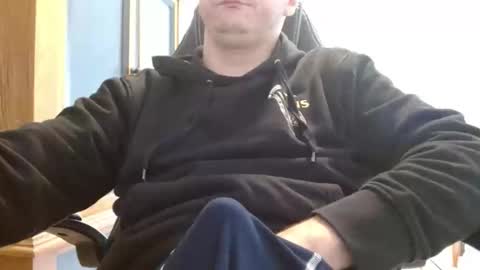 Cuteboy090 online show from May 16, 1:31 pm