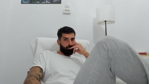 cuteeboy online show from October 16, 2:36 pm