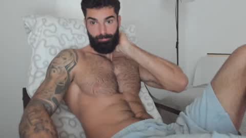 cuteeboy online show from December 17, 6:56 am