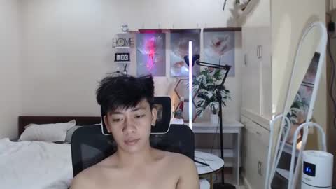 Neil Taylor online show from November 27, 6:11 pm