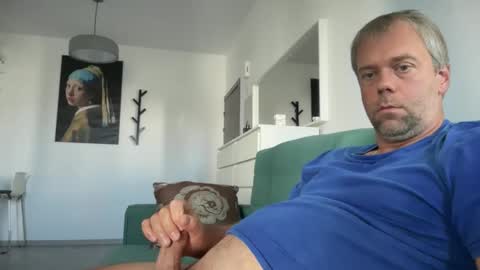 Snapshot of czen888 chatting on October 9, 7:57 am Czen online show from October 9, 7:57 am