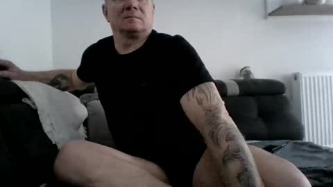 czerbis online show from February 3, 8:13 am