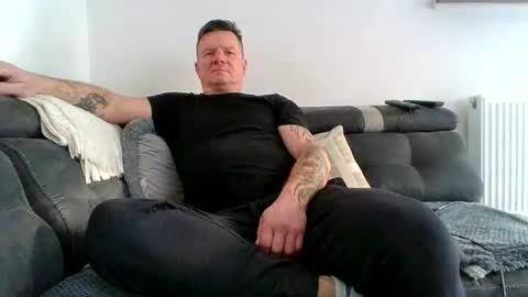 czerbis online show from February 2, 12:02 pm