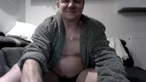 czerbis online show from December 17, 9:16 pm