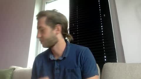 d3nnis_123 online show from October 7, 7:34 am