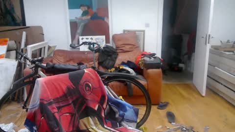 d w londonboy online show from February 1, 6:32 am