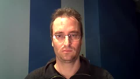 Snapshot of daanschr chatting on January 5, 12:31 am daanschr online show from January 5, 12:31 am