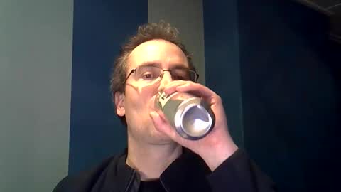 Snapshot of daanschr chatting on February 28, 1:15 am daanschr online show from February 28, 1:15 am