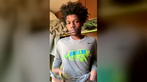 dadalongleg online show from April 8, 8:06 pm