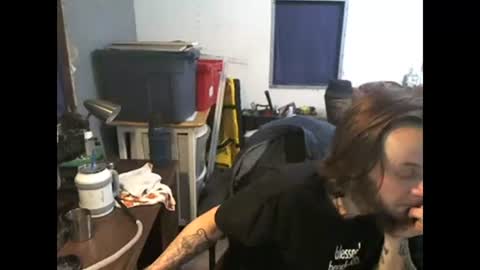 dadddyyycloudy online show from February 18, 3:26 am