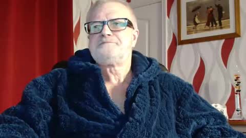 Brian ... online show from January 28, 9:29 pm