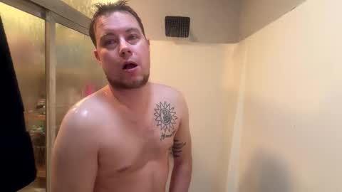 DaddyCam33 online show from April 4, 10:51 pm