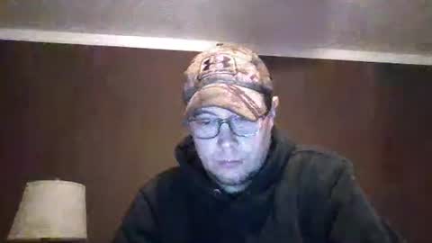 Snapshot of daddycam33 chatting on January 3, 10:08 pm DaddyCam33 online show from January 3, 10:08 pm