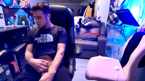 daddycane6911 online show from February 27, 2:10 pm