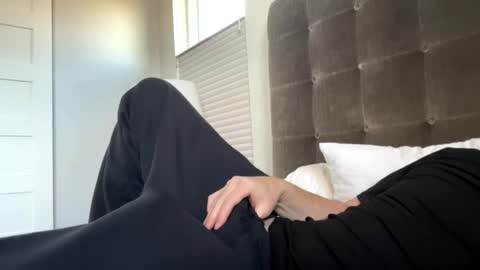 Daddy online show from December 14, 6:59 pm