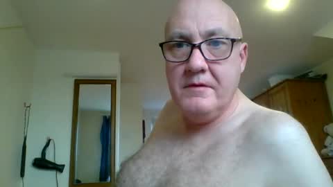 daddyhere4uall6 online show from November 29, 2:52 pm