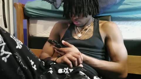 Snapshot of daddyj51870 chatting on February 1, 5:28 am daddyJs cam online show from February 1, 5:28 am