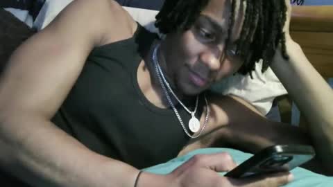 Snapshot of daddyj51870 chatting on January 2, 1:27 am daddyJs cam online show from January 2, 1:27 am