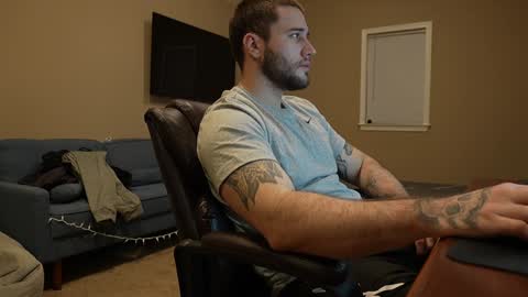 Jon online show from December 20, 6:08 am