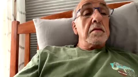 Snapshot of daddyweis chatting on October 8, 1:43 am daddyweis online show from October 8, 1:43 am