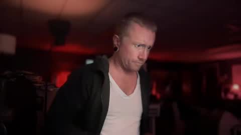 daemon online show from October 28, 2:36 am