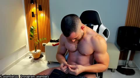 Snapshot of dafboy_ chatting on February 16, 12:00 am Allan Daf online show from February 16, 12:00 am