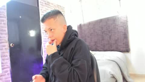 dahiatsu_coral online show from March 12, 12:15 pm