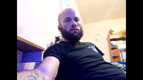 daileyadam3 online show from December 3, 12:33 pm