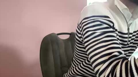 dailybully online show from April 3, 9:50 am