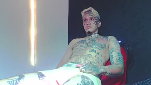 Daimond hope666 online show from December 12, 3:43 am