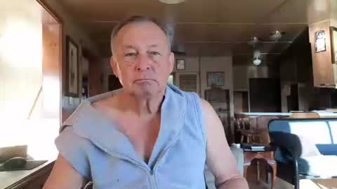 dakit online show from October 15, 3:08 pm