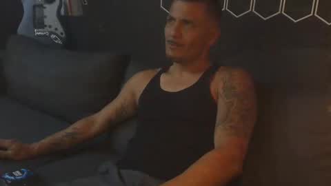 dallaslove23 online show from March 31, 7:54 am