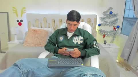 DAMIAN online show from January 4, 12:38 pm