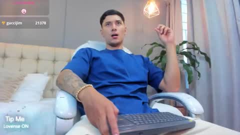 DAMIAN online show from October 9, 2:22 pm